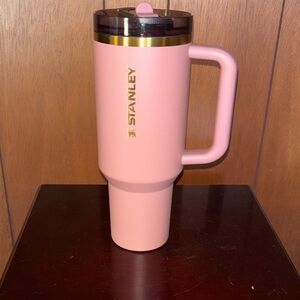 Stanley Pink Tumbler with Handle
